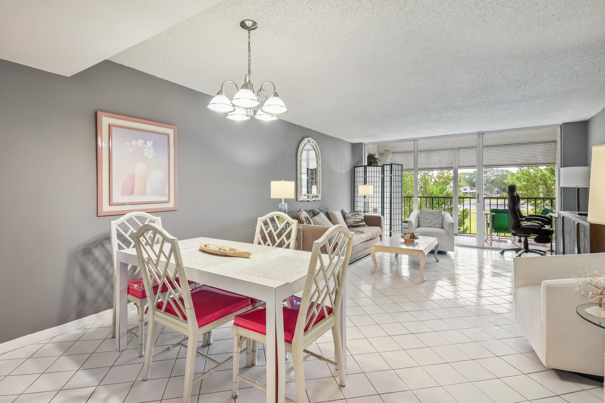 FOUNTAINS OF PALM BEACH CONDO 5 - Residential