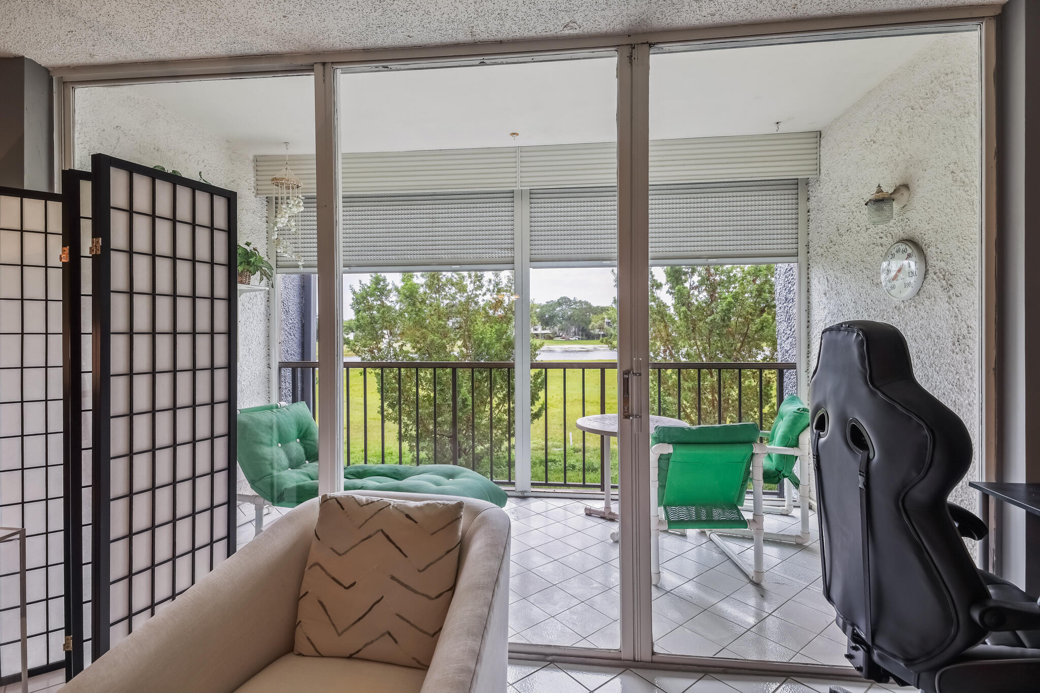FOUNTAINS OF PALM BEACH CONDO 5 - Residential