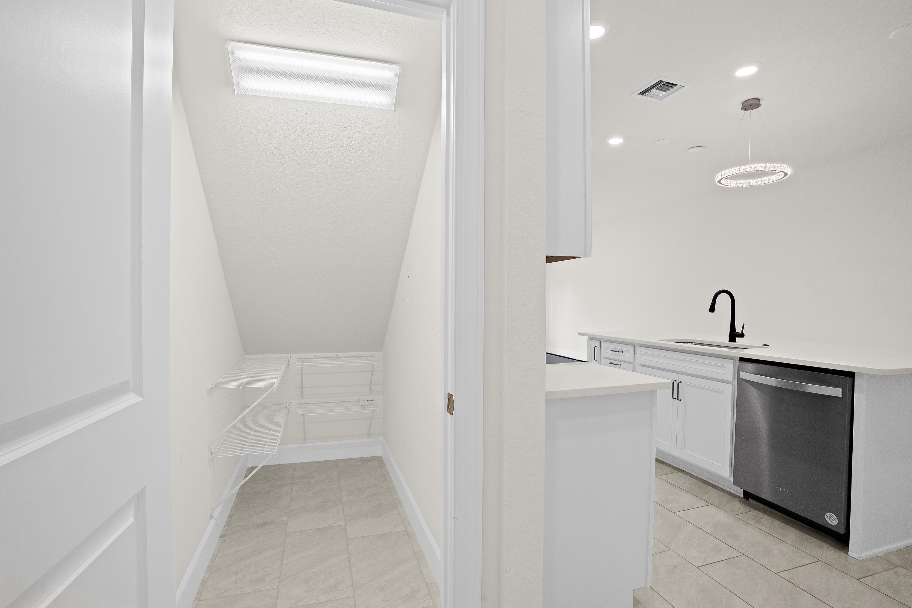 OCEAN COVE - Residential Lease