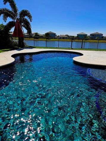 HAMMOCKS OF WESTLAKE - Residential