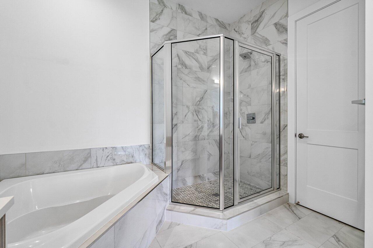 DELRAY 7 TOWNHOMES - Residential Lease