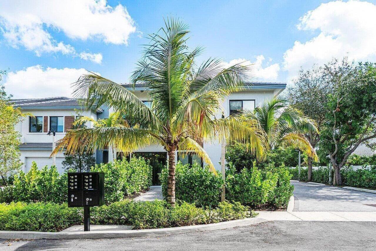DELRAY 7 TOWNHOMES - Residential Lease