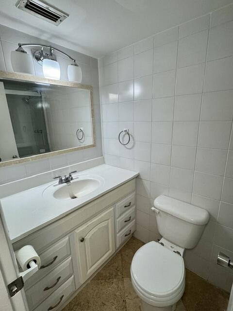 OCEAN GARDEN CONDO - Residential Lease