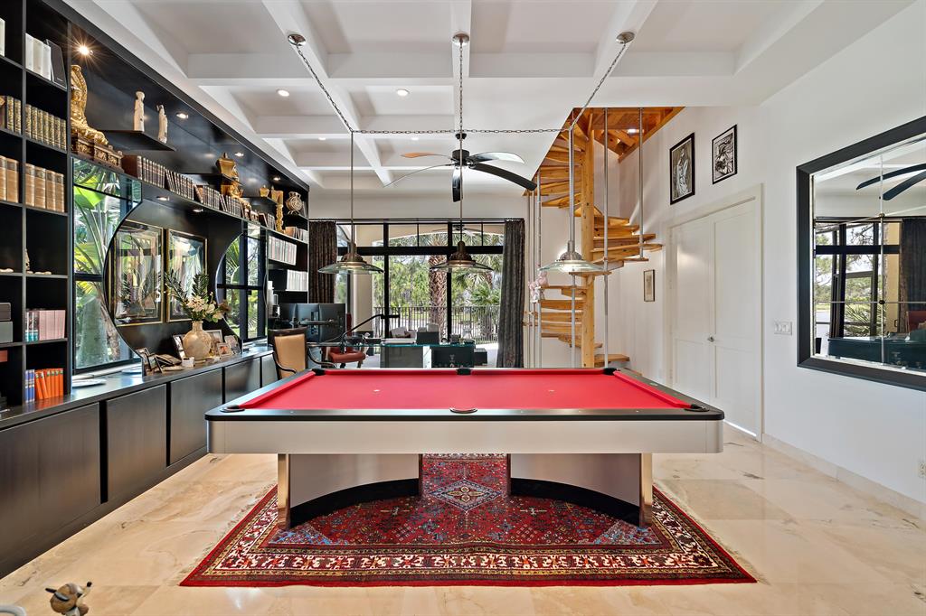 RANCH COLONY - RANCH ACRES - Residential