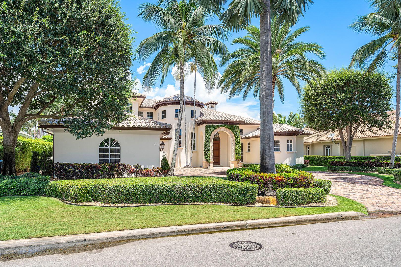 ROYAL PALM YACHT & COUNTRY CLUB - Residential