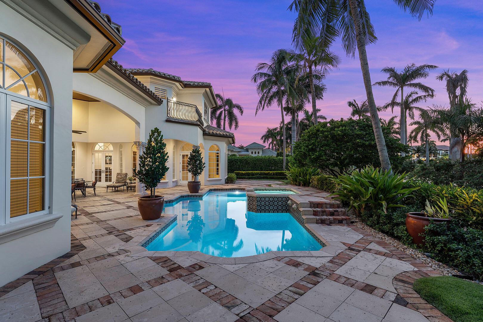 ROYAL PALM YACHT & COUNTRY CLUB - Residential