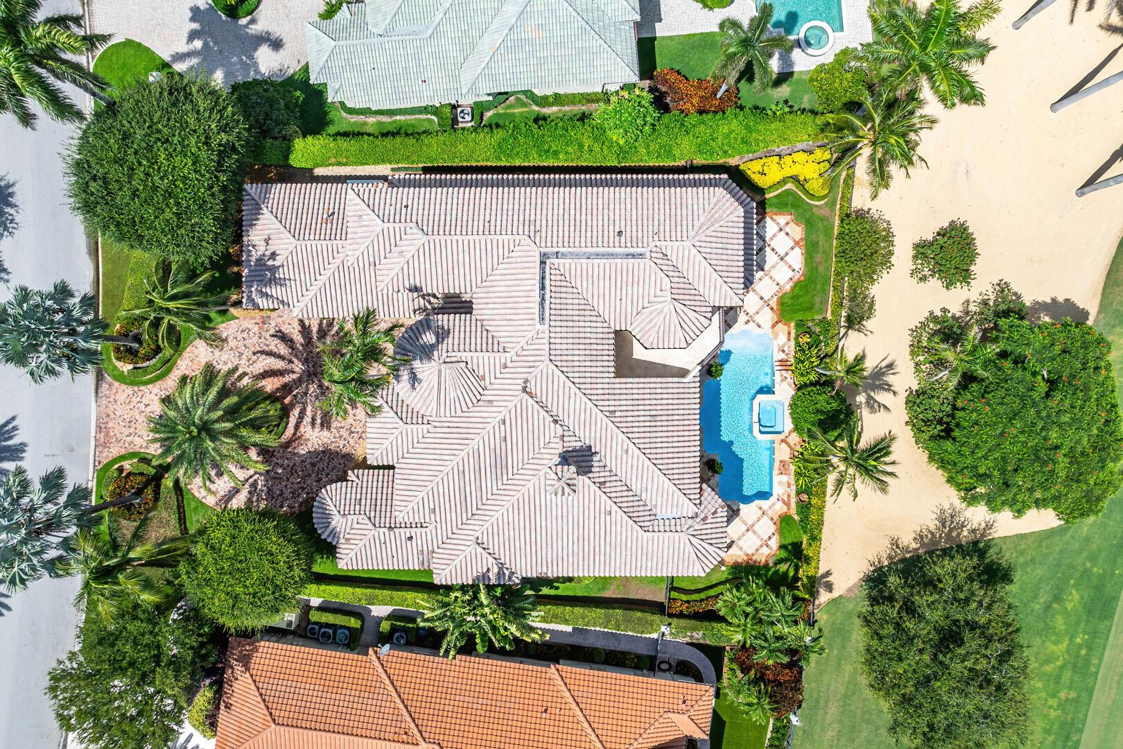 ROYAL PALM YACHT & COUNTRY CLUB - Residential