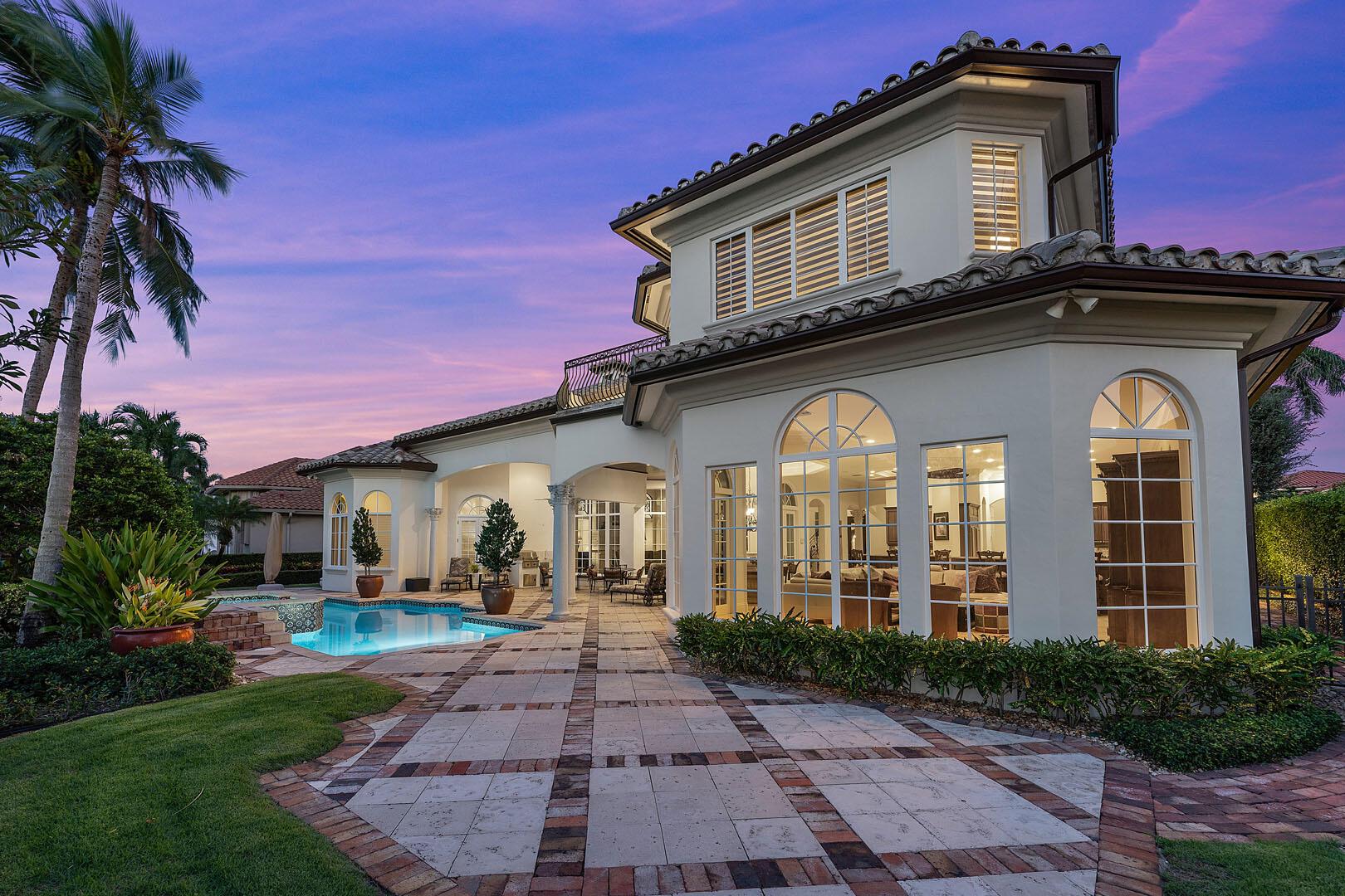 ROYAL PALM YACHT & COUNTRY CLUB - Residential