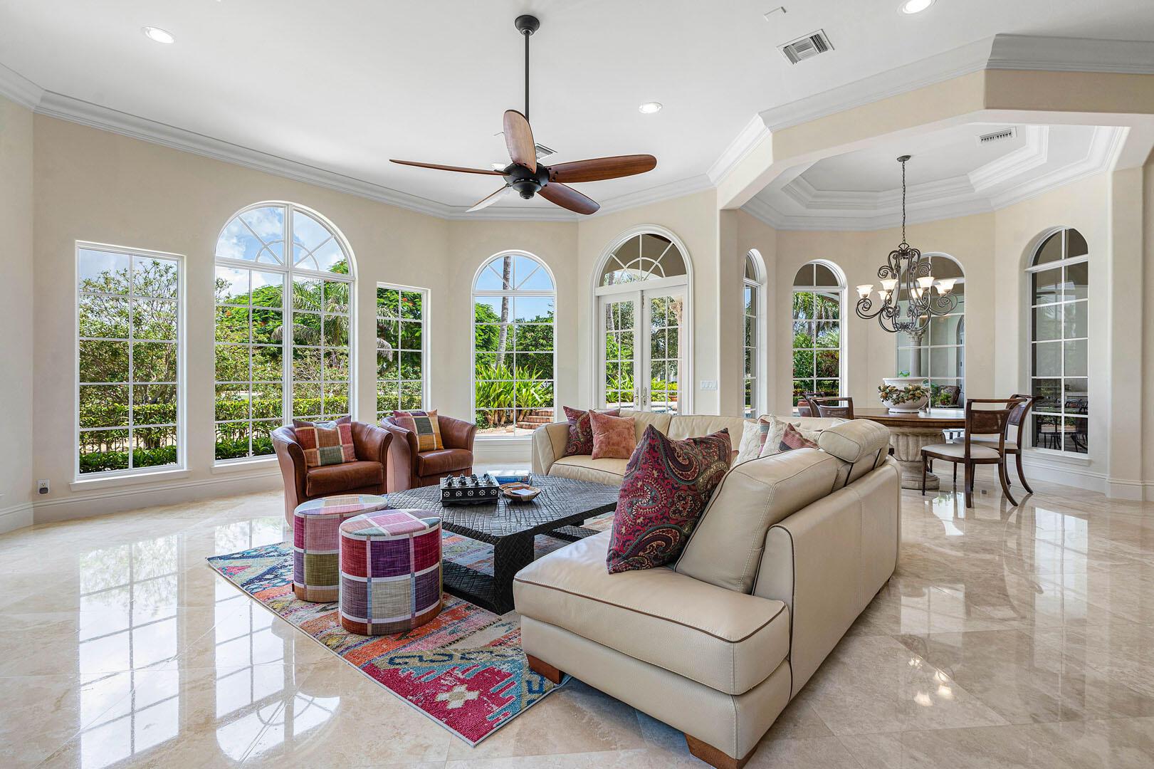 ROYAL PALM YACHT & COUNTRY CLUB - Residential