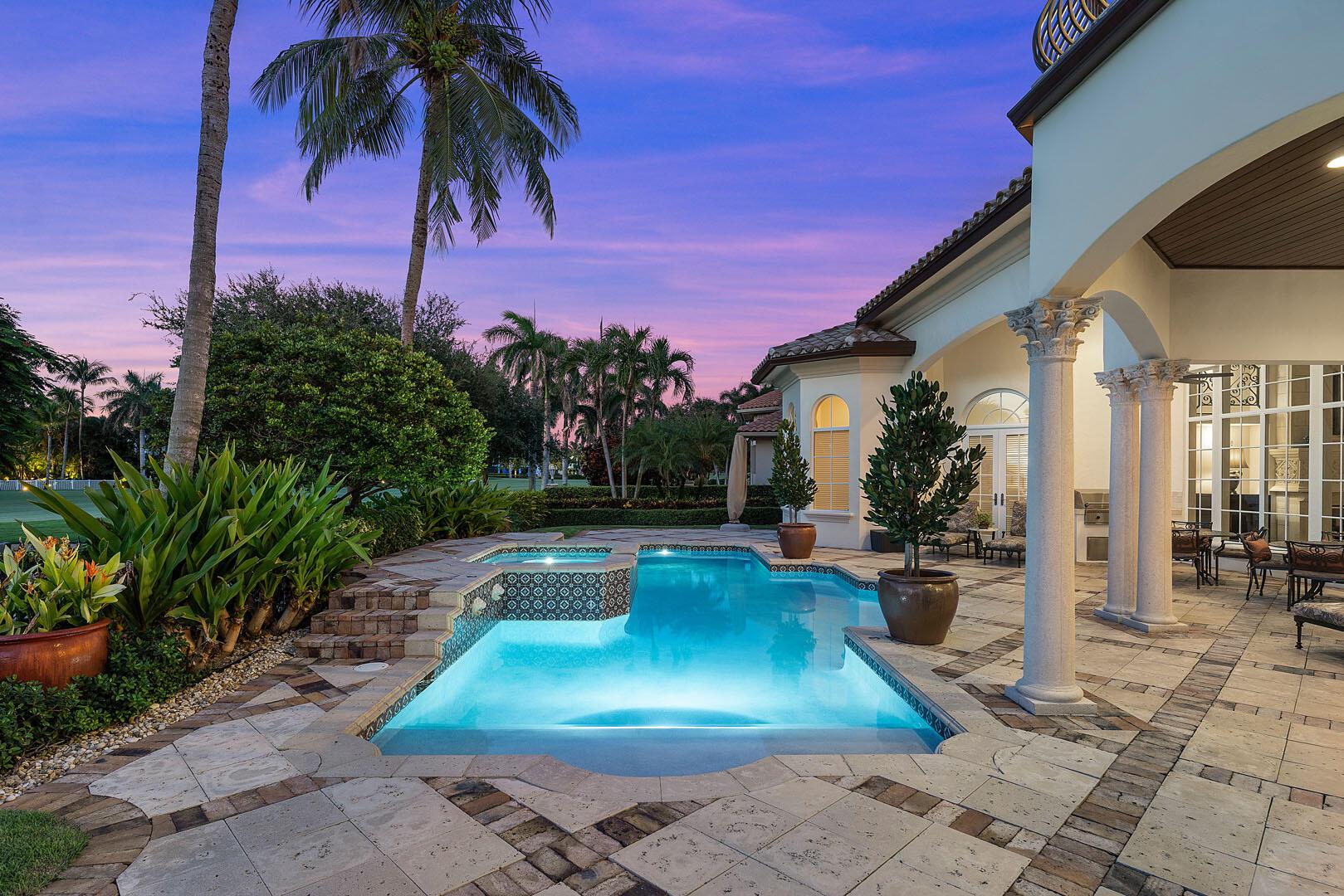ROYAL PALM YACHT & COUNTRY CLUB - Residential