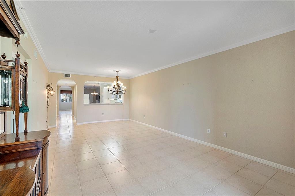 King Point/Southampton - Residential