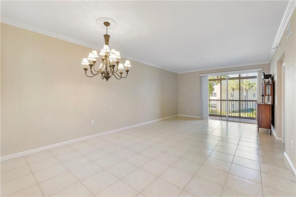 King Point/Southampton - Residential