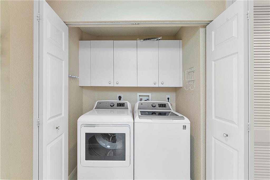 King Point/Southampton - Residential