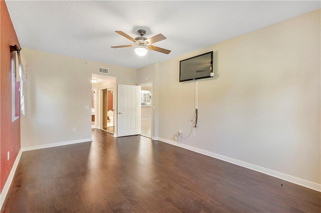 King Point/Southampton - Residential