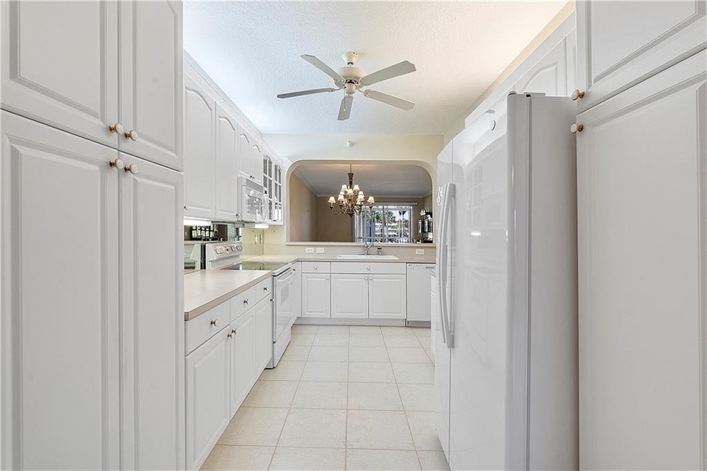 King Point/Southampton - Residential