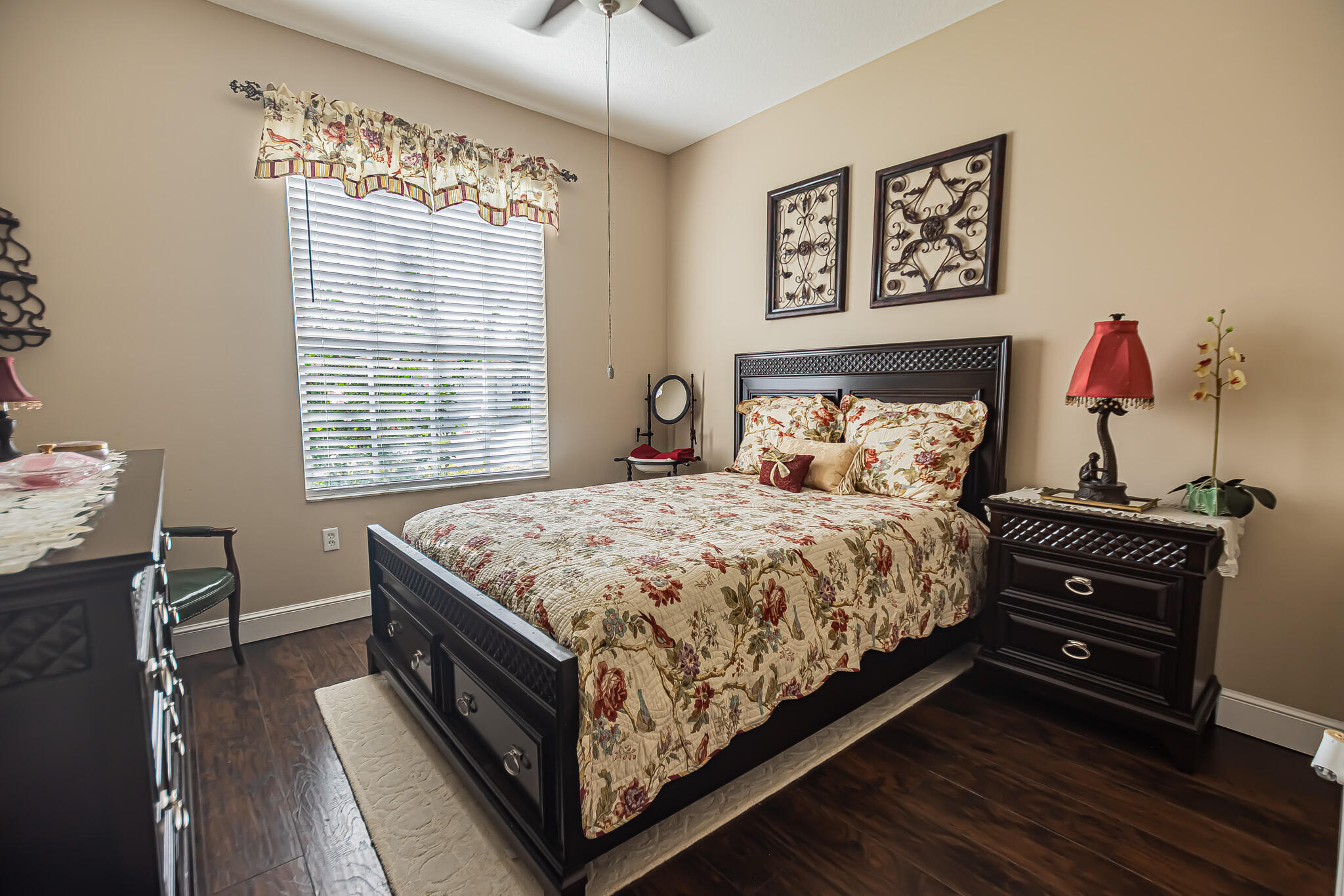 LAKEFOREST - Residential