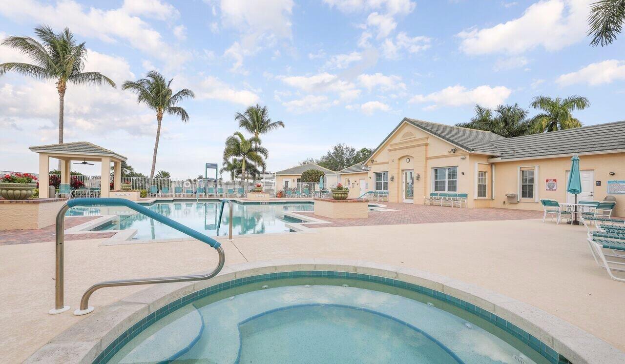 LAKEFOREST - Residential