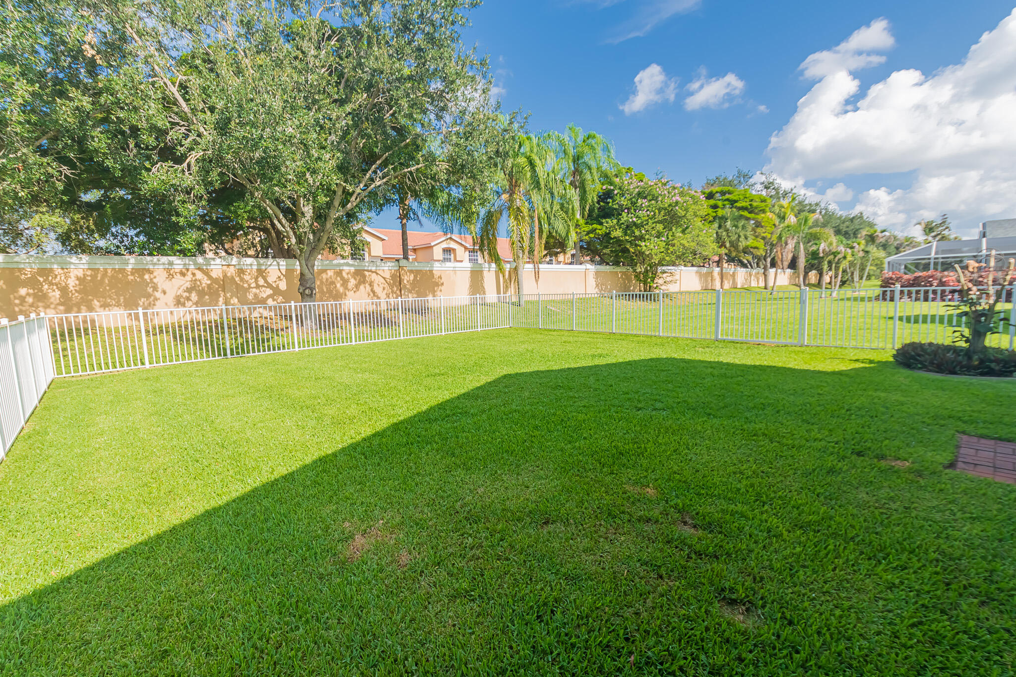 LAKEFOREST - Residential