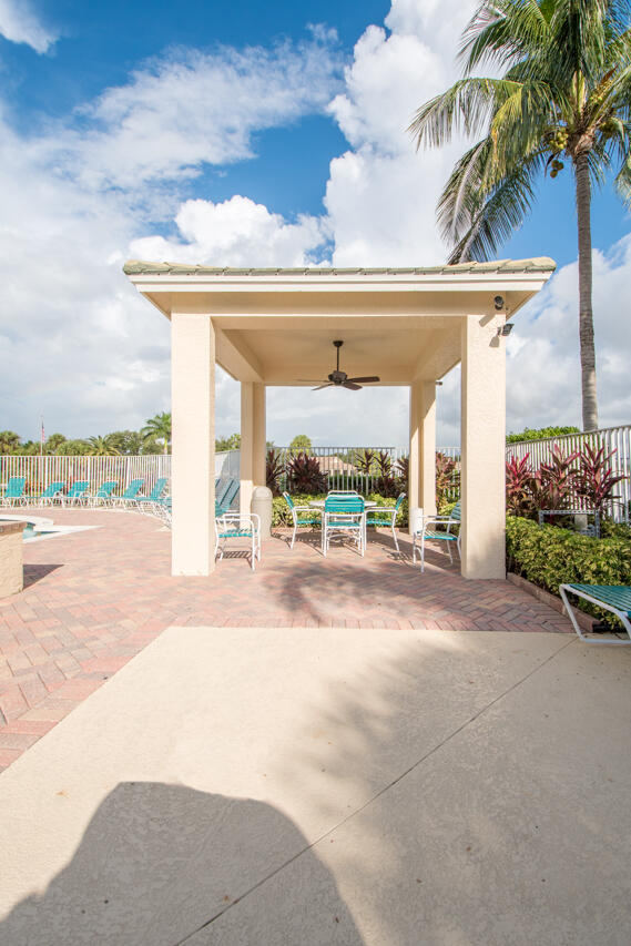 LAKEFOREST - Residential