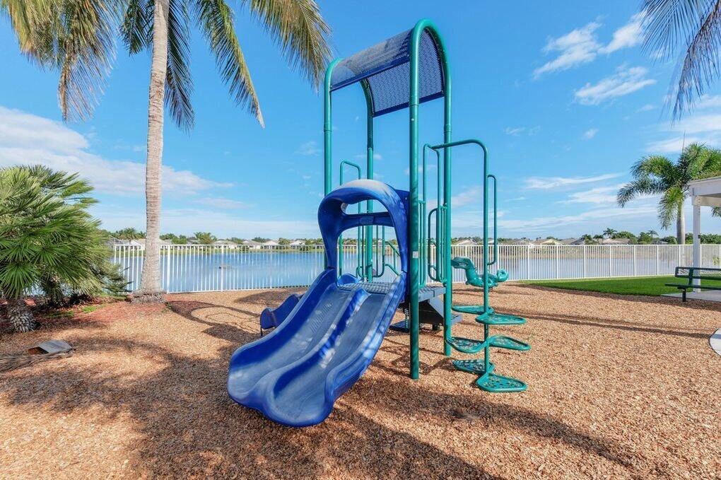 LAKEFOREST - Residential