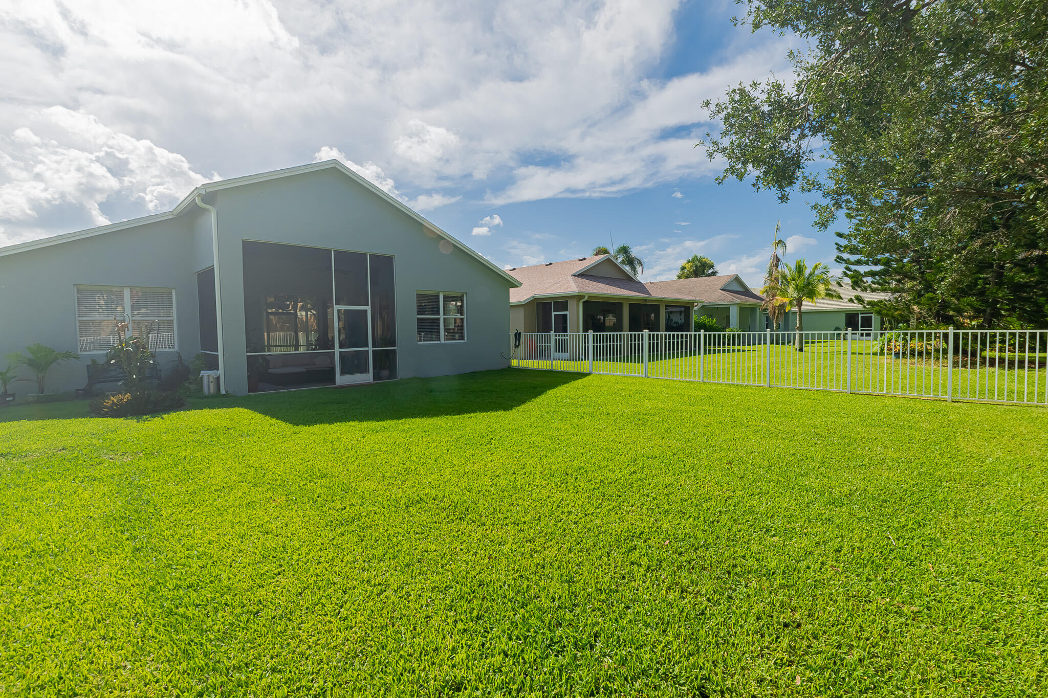 LAKEFOREST - Residential