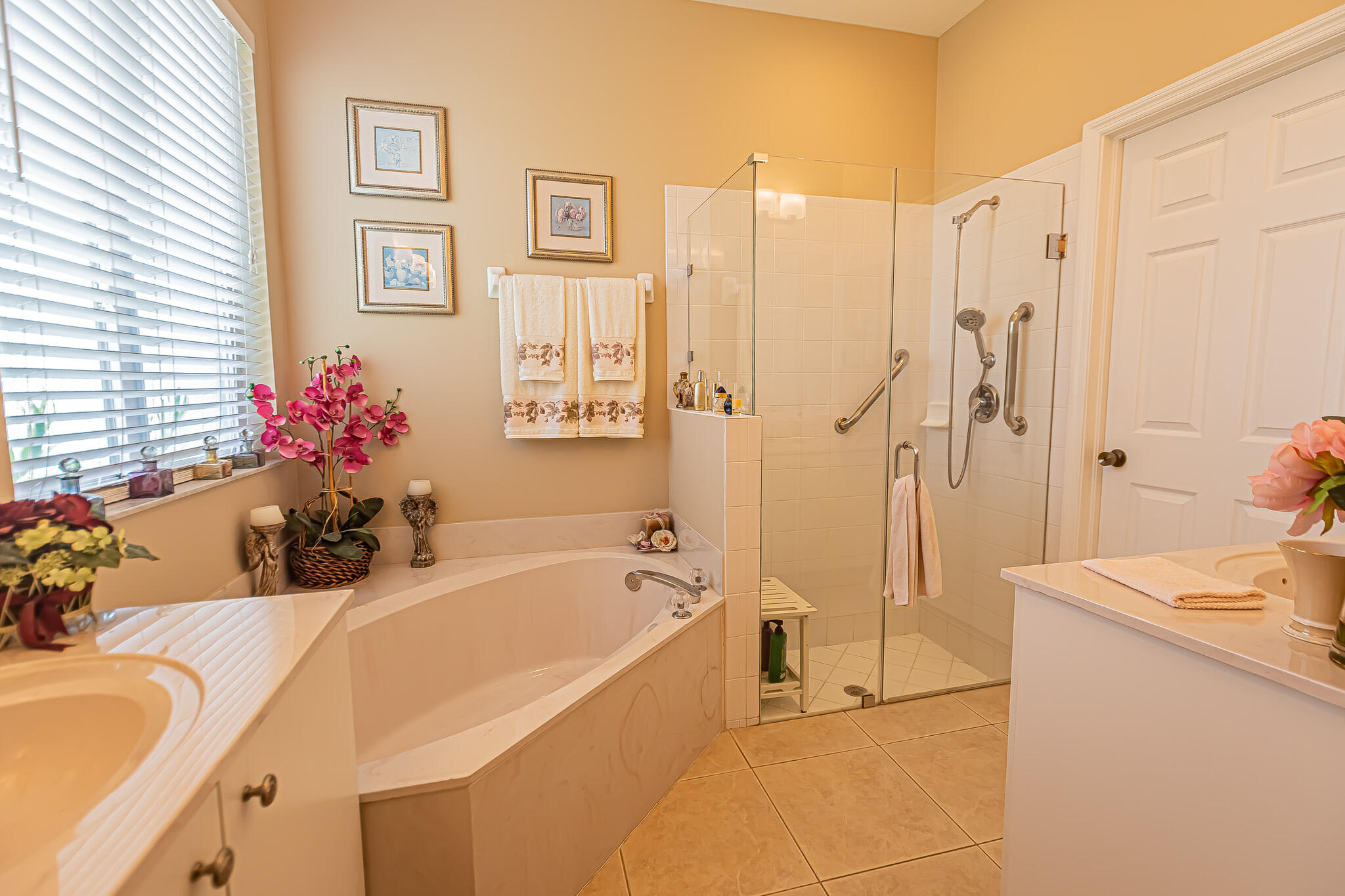 LAKEFOREST - Residential