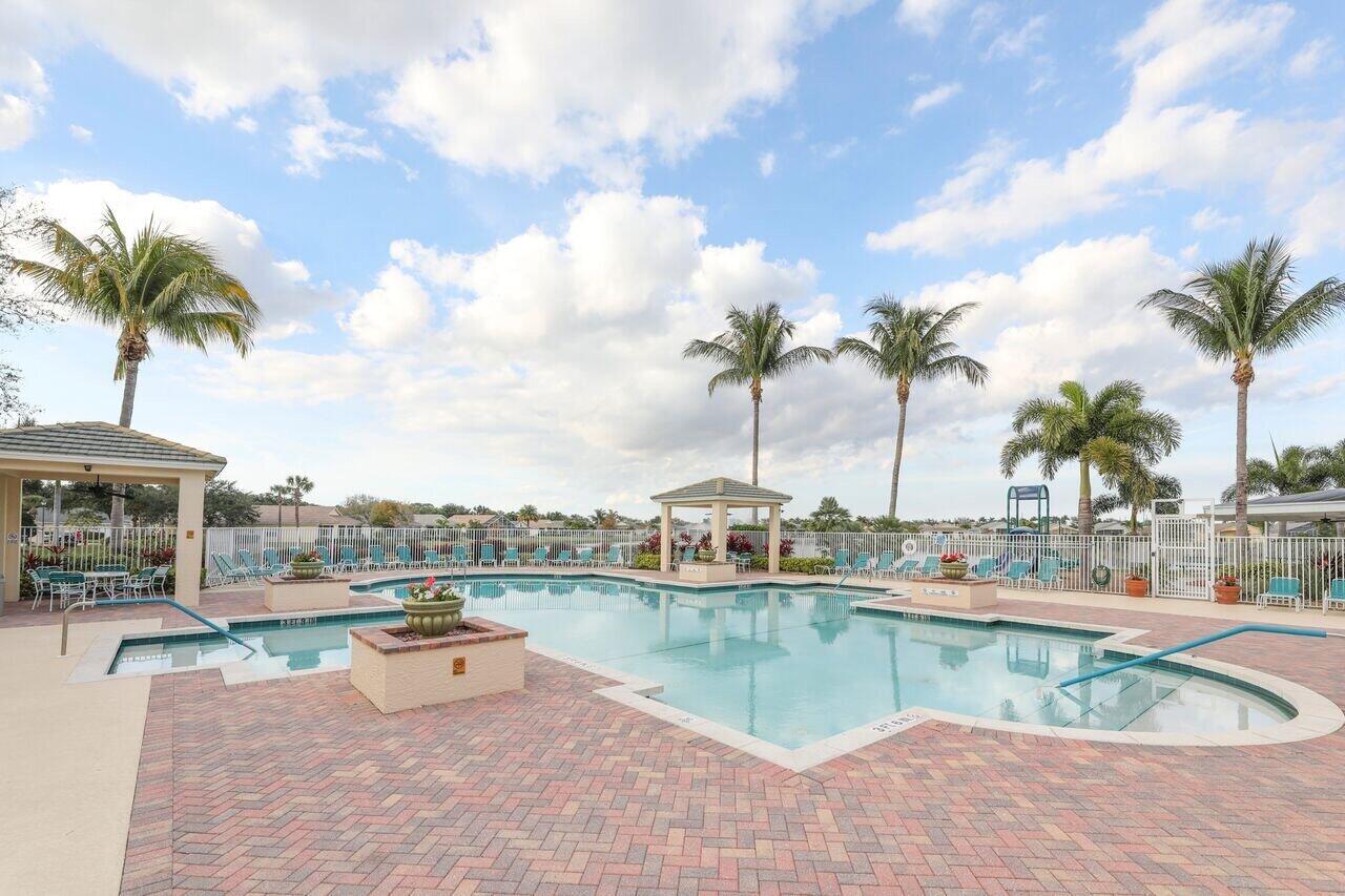 LAKEFOREST - Residential
