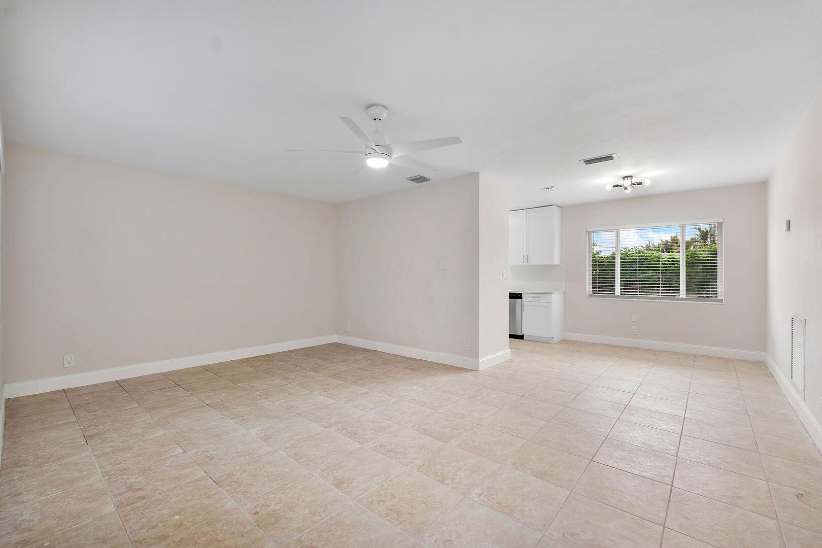 NORTH ANDREWS GARDENS 2ND ADD - Residential Lease