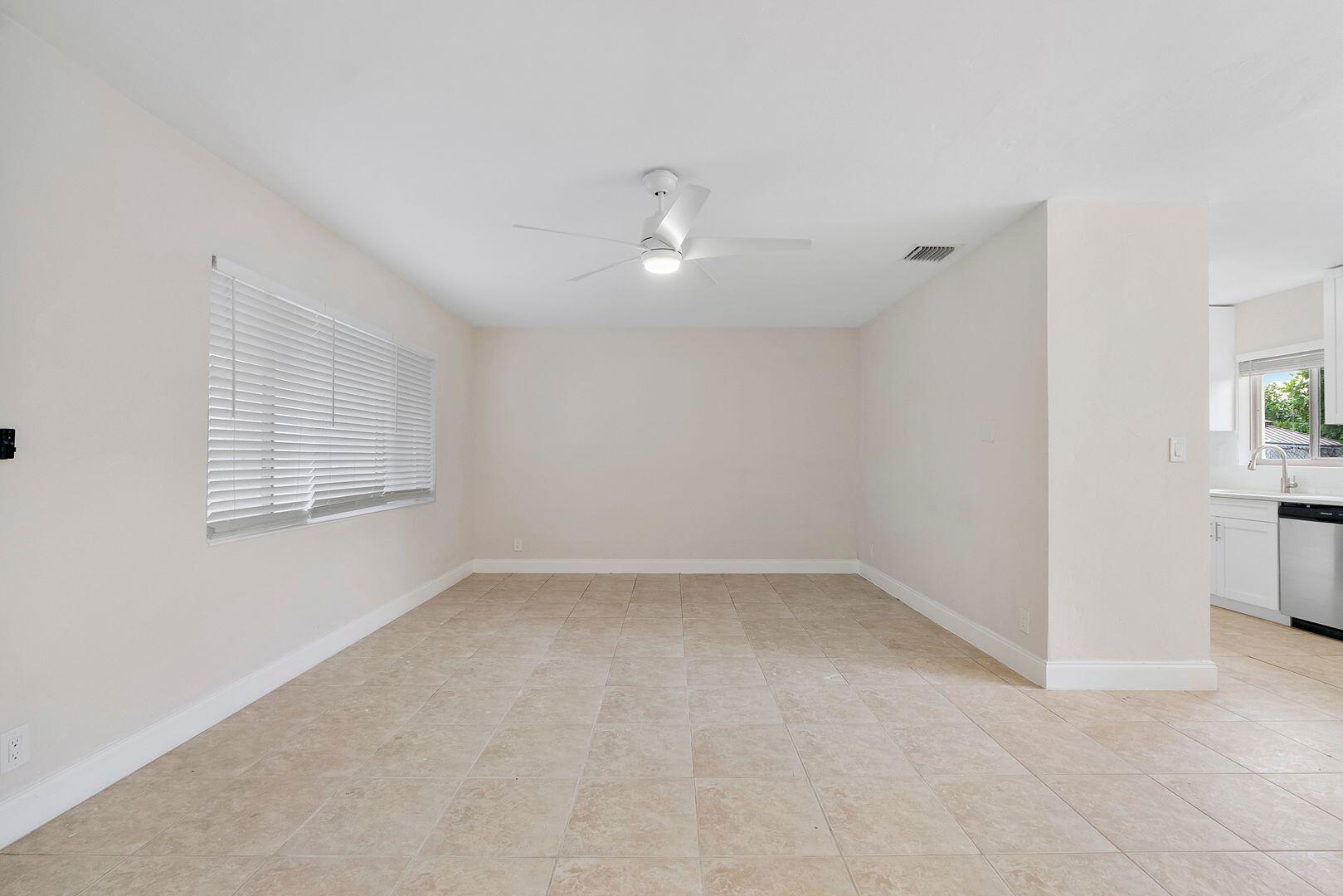 NORTH ANDREWS GARDENS 2ND ADD - Residential Lease