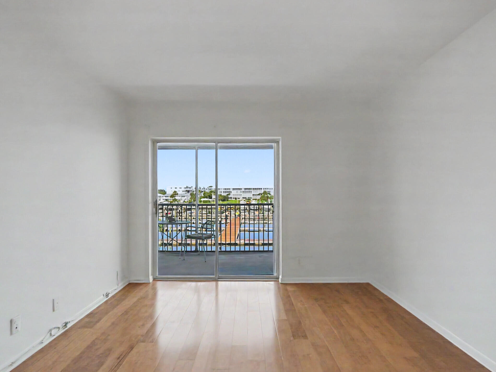 YACHT HARBOUR LANDINGS CONDO - Residential Lease