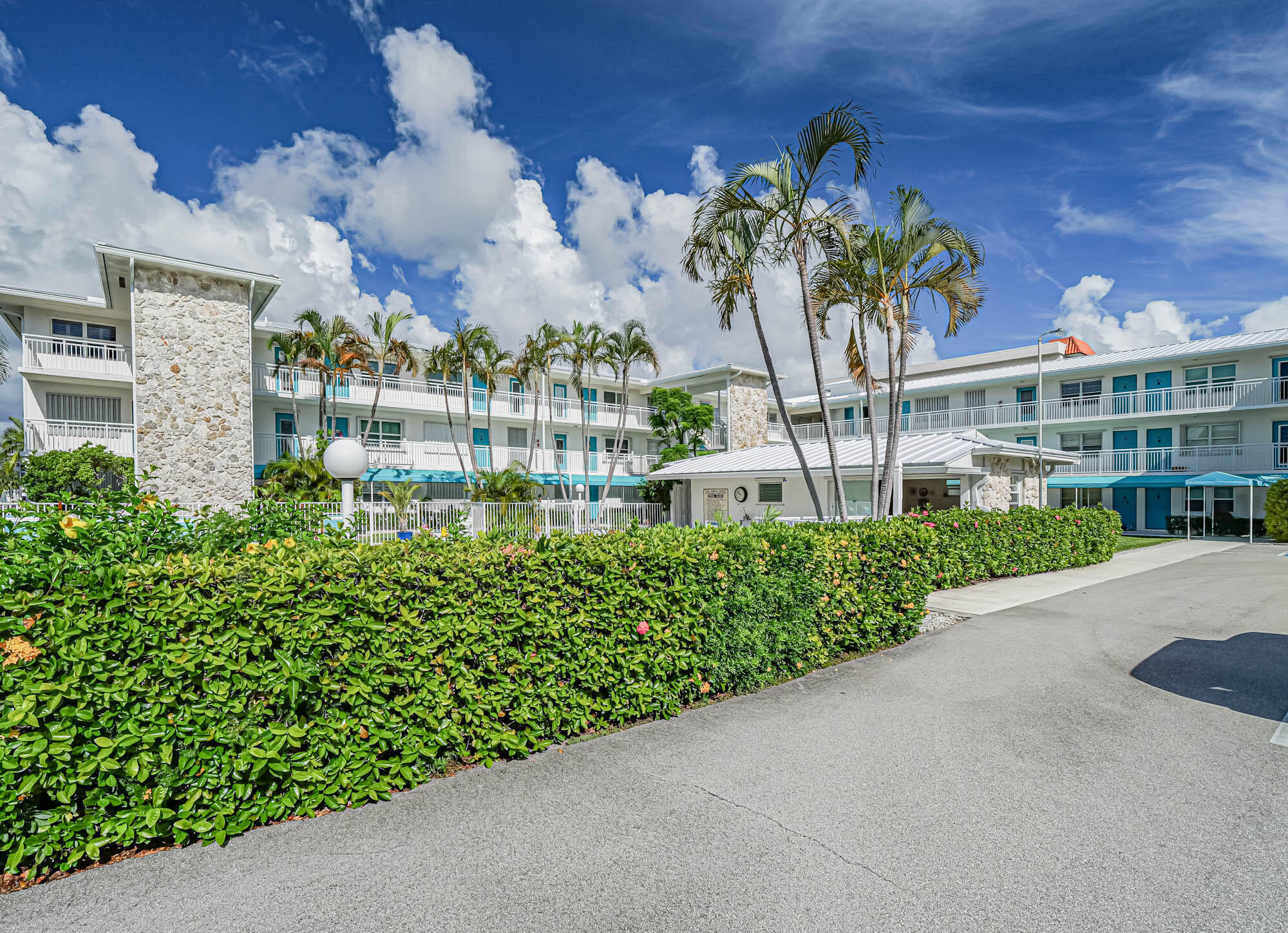 YACHT HARBOUR LANDINGS CONDO - Residential Lease