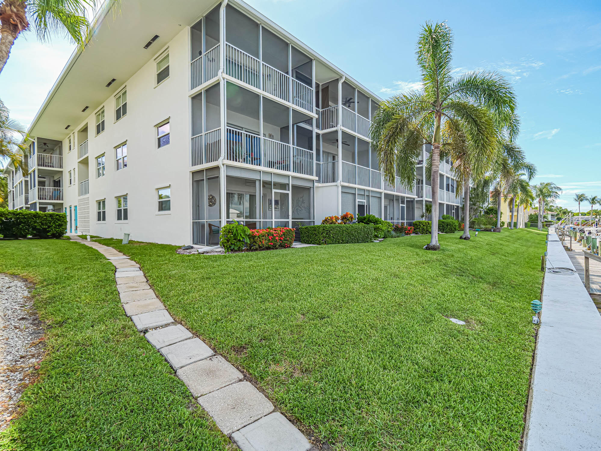 YACHT HARBOUR LANDINGS CONDO - Residential Lease