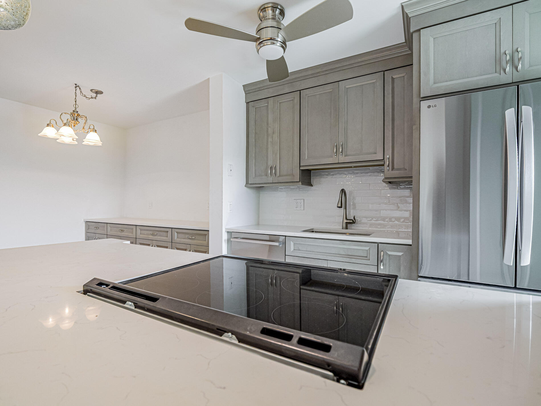 YACHT HARBOUR LANDINGS CONDO - Residential Lease