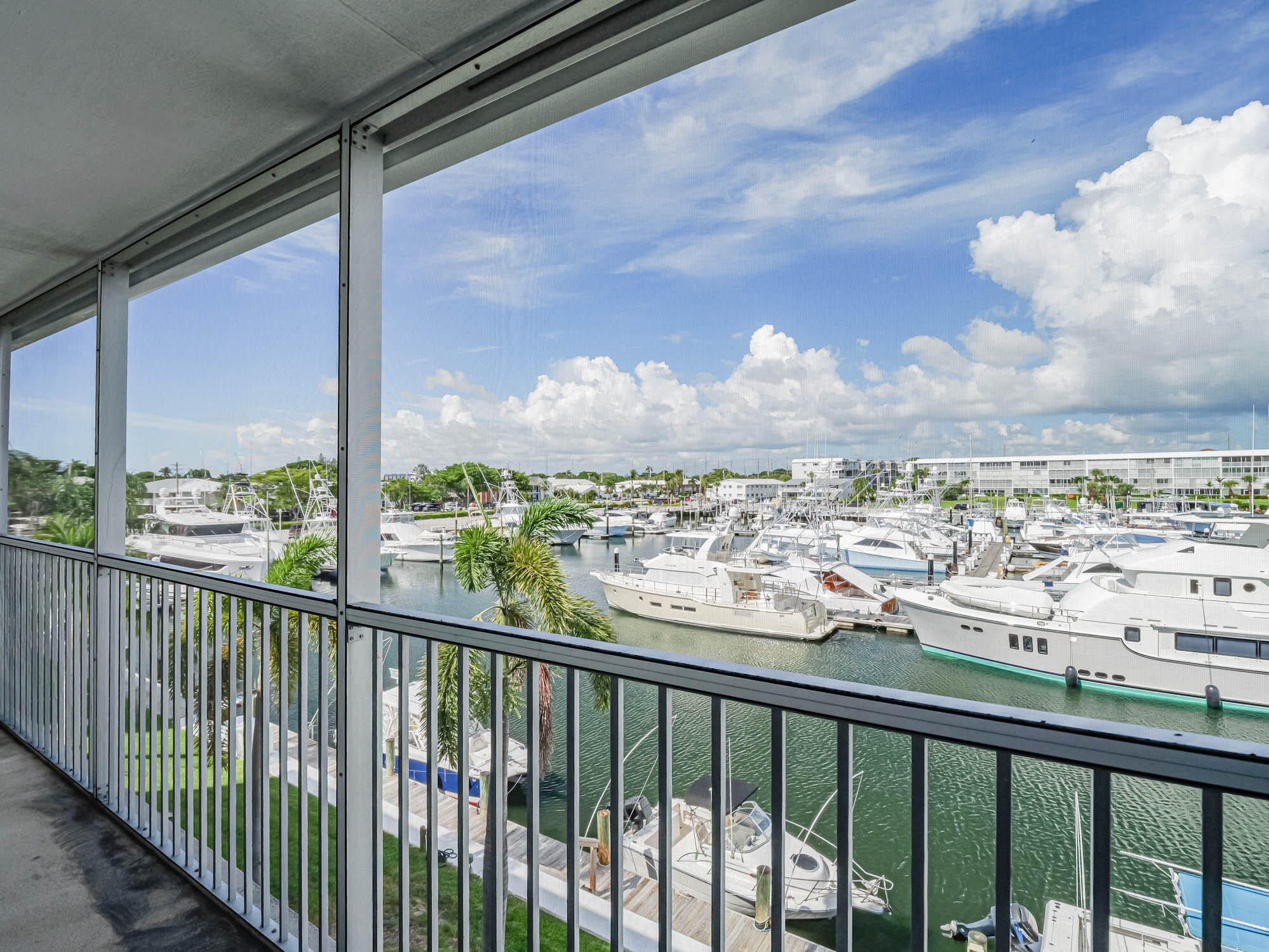 YACHT HARBOUR LANDINGS CONDO - Residential Lease