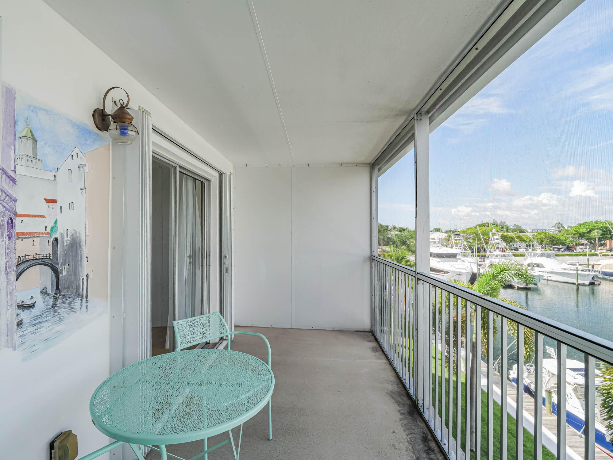 YACHT HARBOUR LANDINGS CONDO - Residential Lease