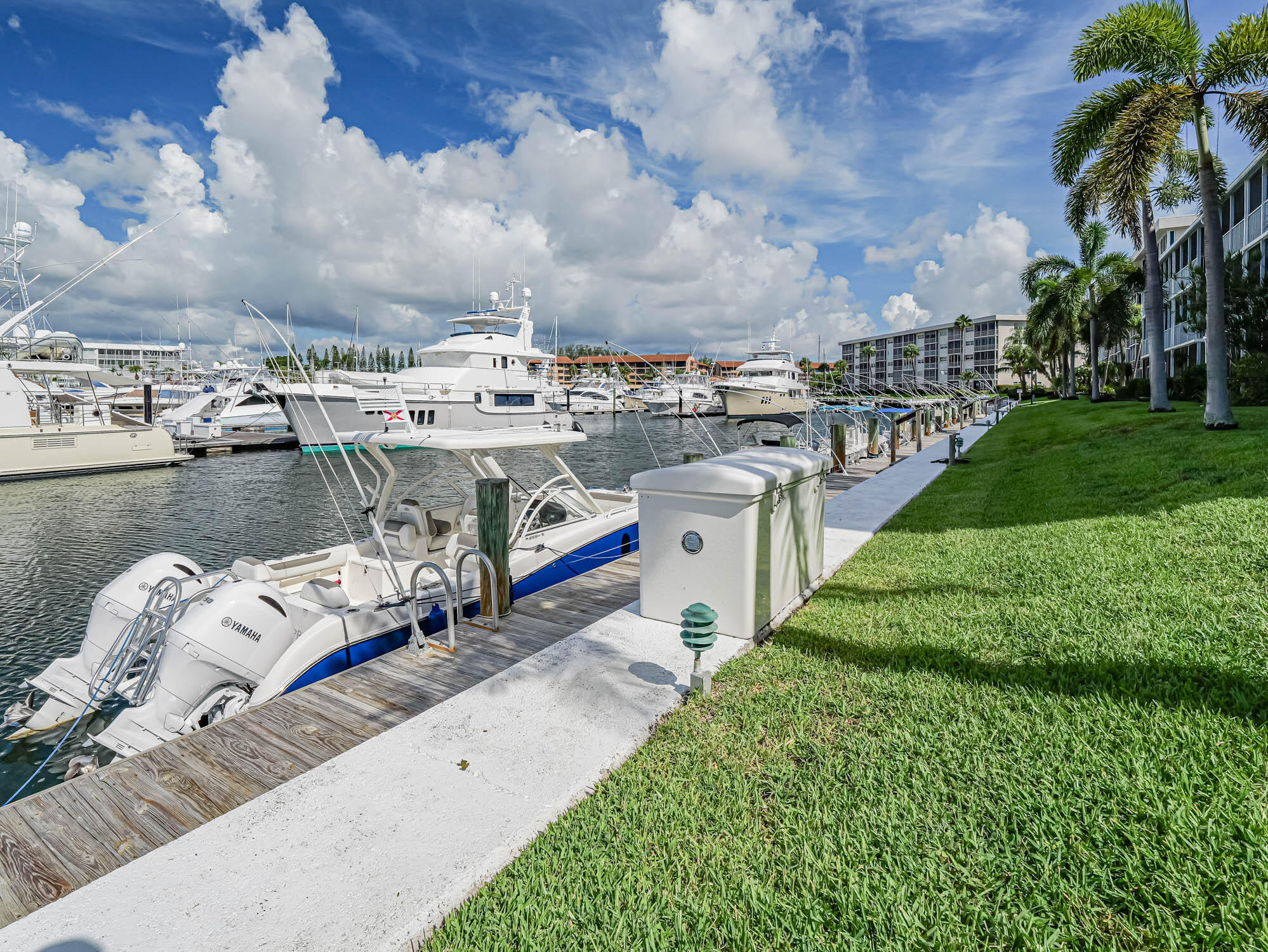 YACHT HARBOUR LANDINGS CONDO - Residential Lease