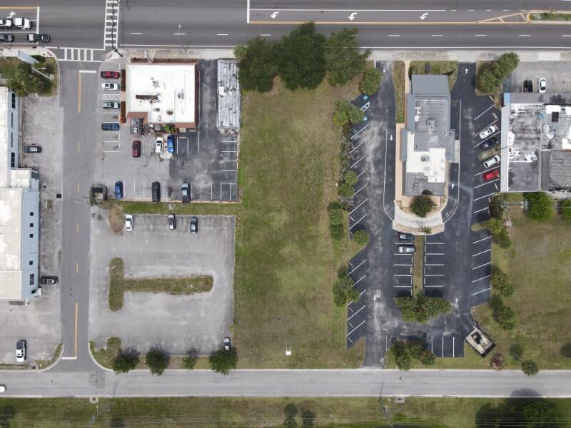 PINEWOOD SUBDIVISION - Land