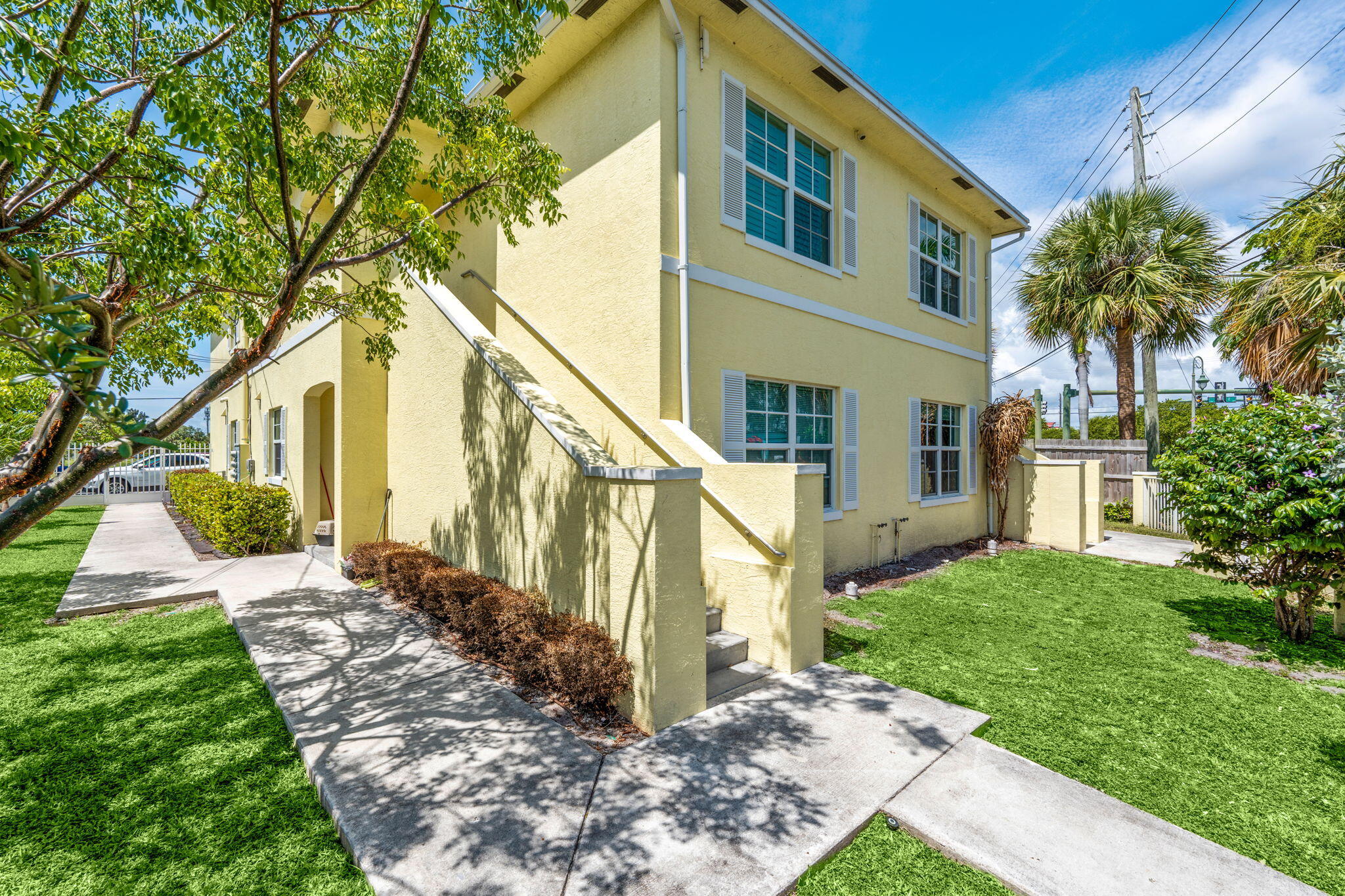RIVIERA IN PB 2 - Residential Lease