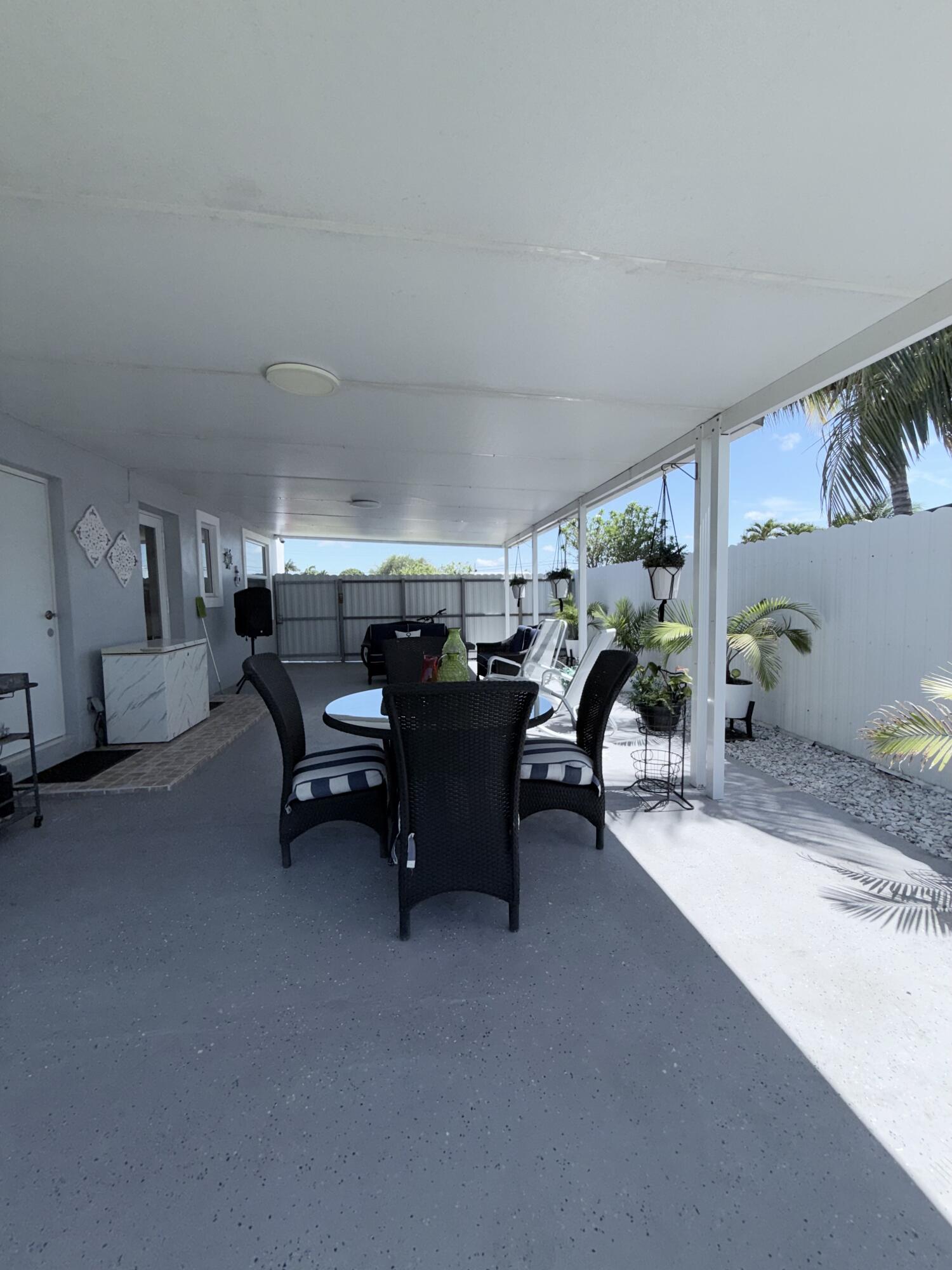ASCOT PARK - Residential Lease