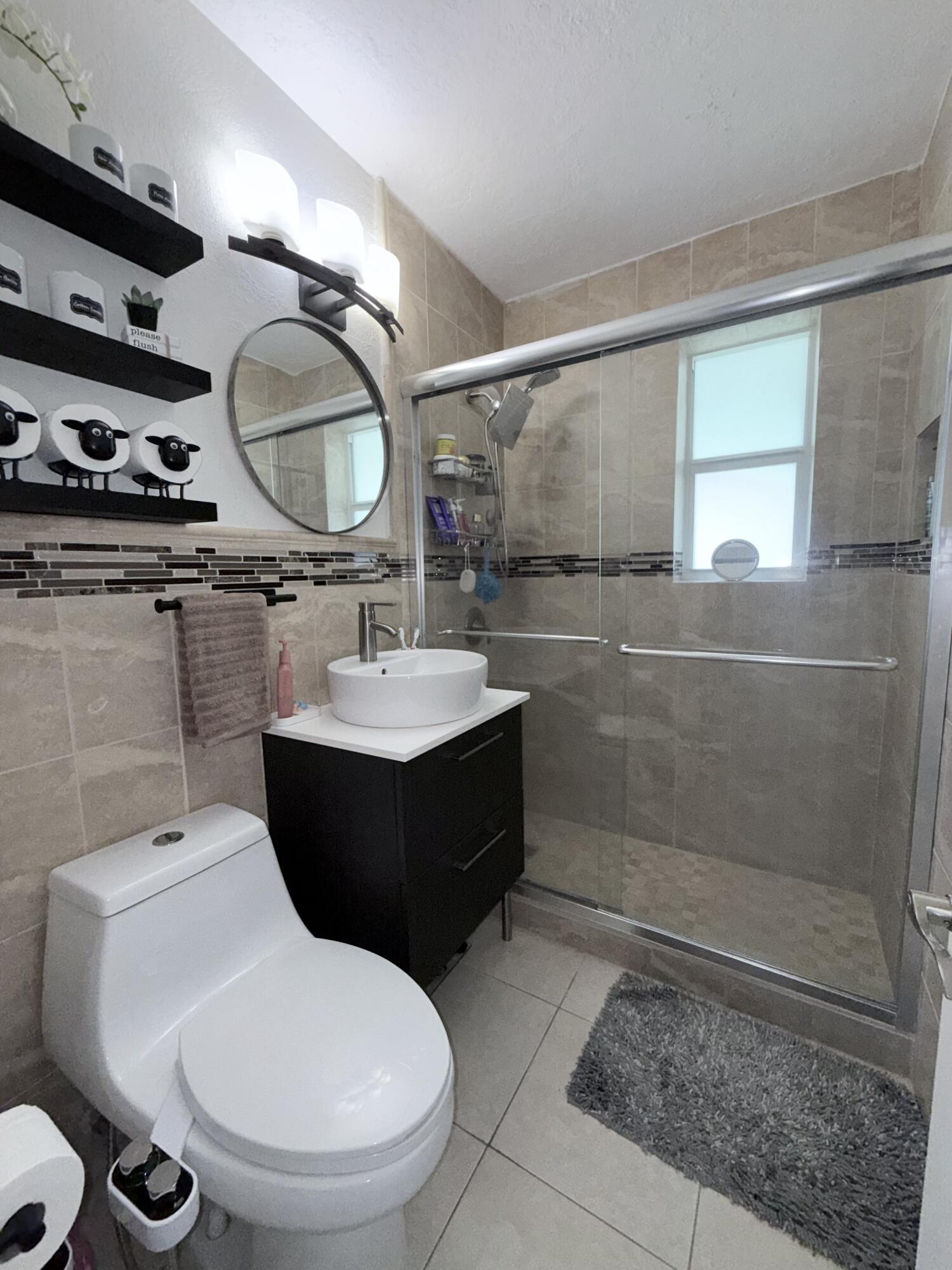 ASCOT PARK - Residential Lease
