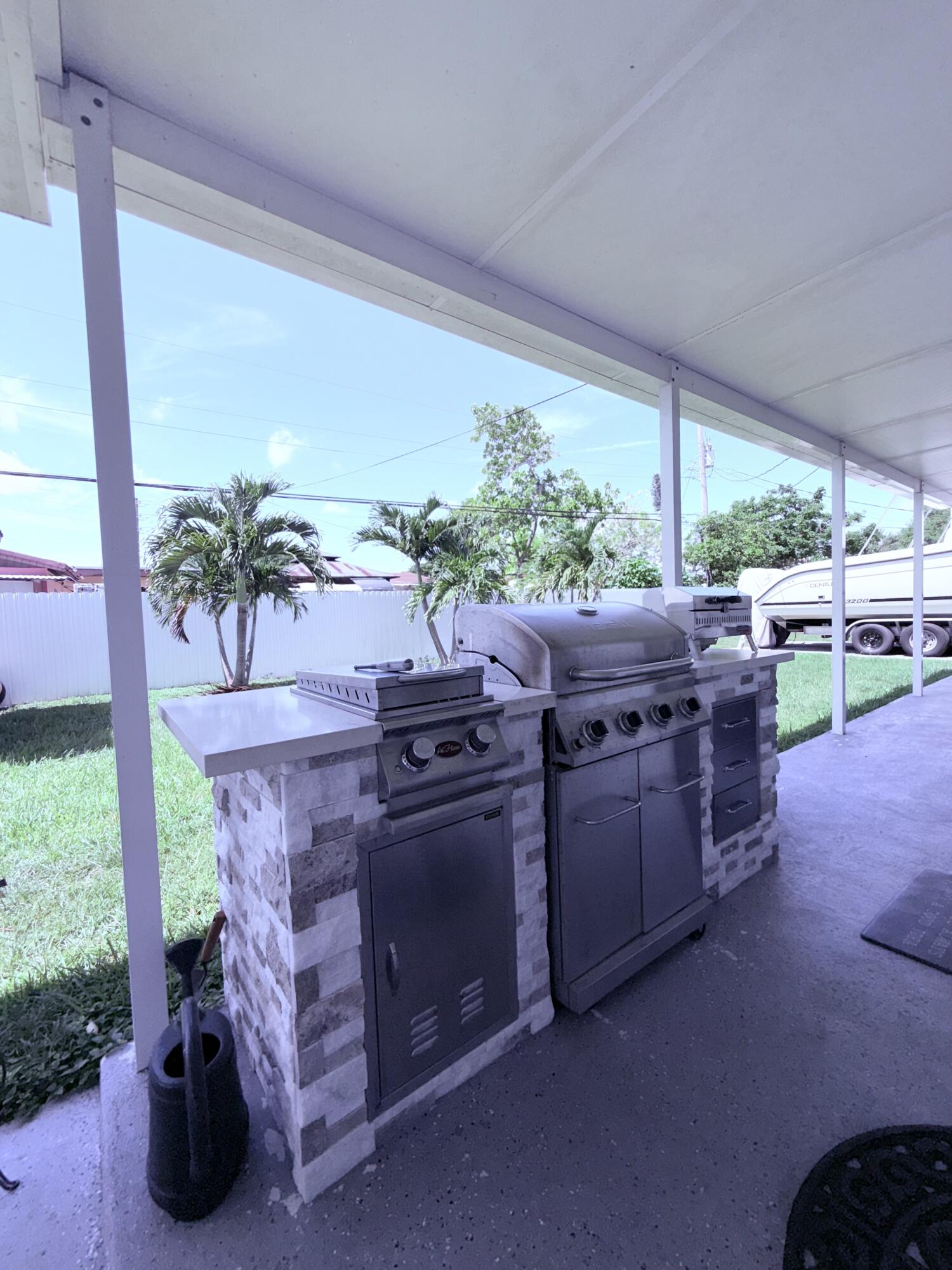 ASCOT PARK - Residential Lease