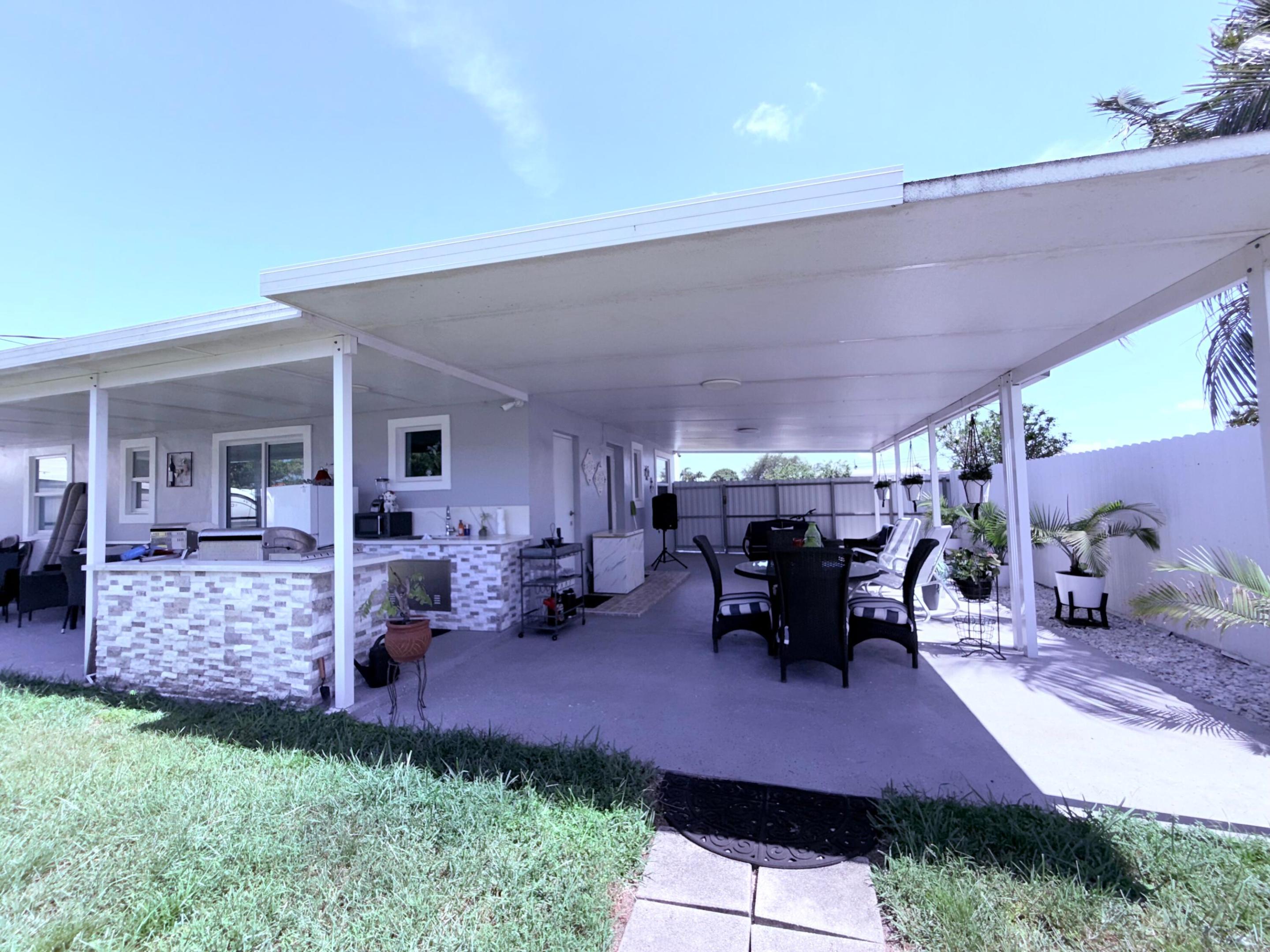 ASCOT PARK - Residential Lease