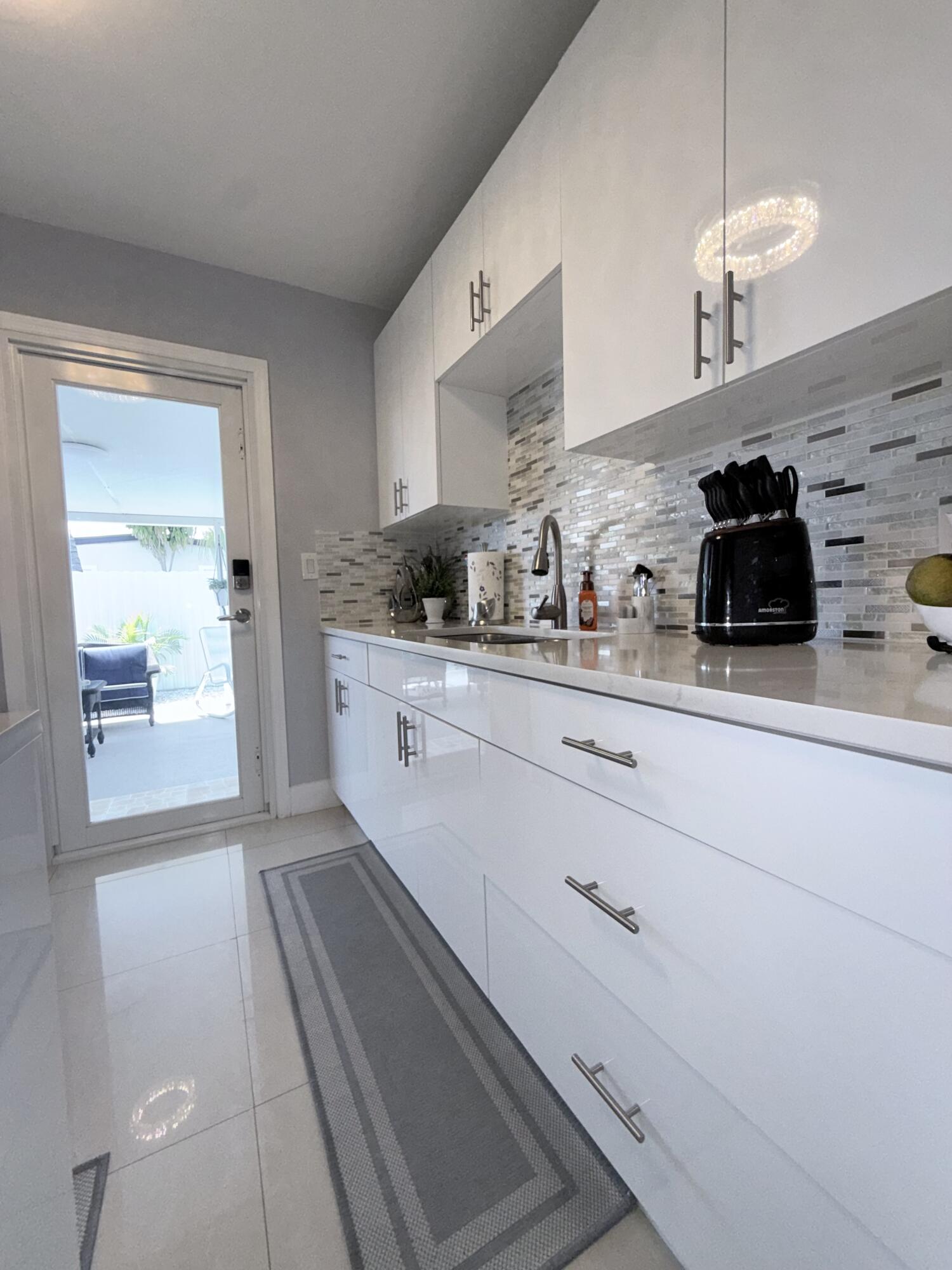 ASCOT PARK - Residential Lease