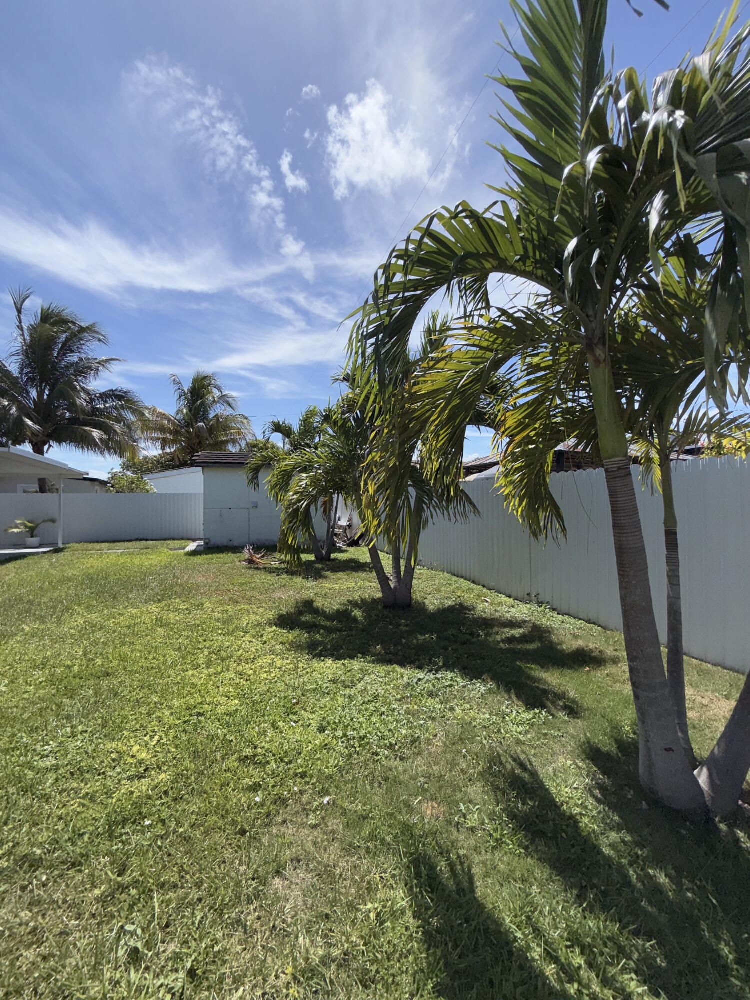 ASCOT PARK - Residential Lease