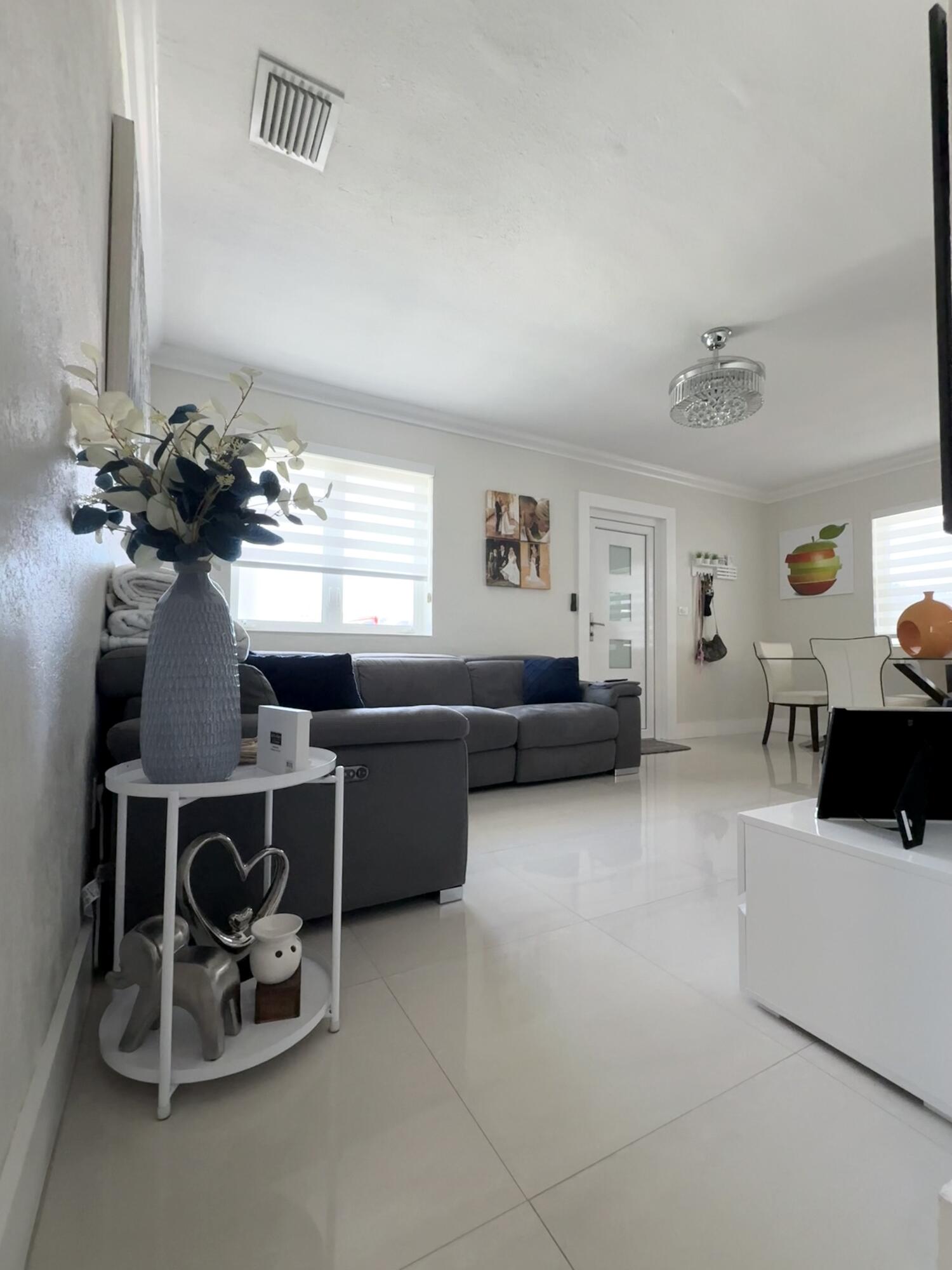 ASCOT PARK - Residential Lease