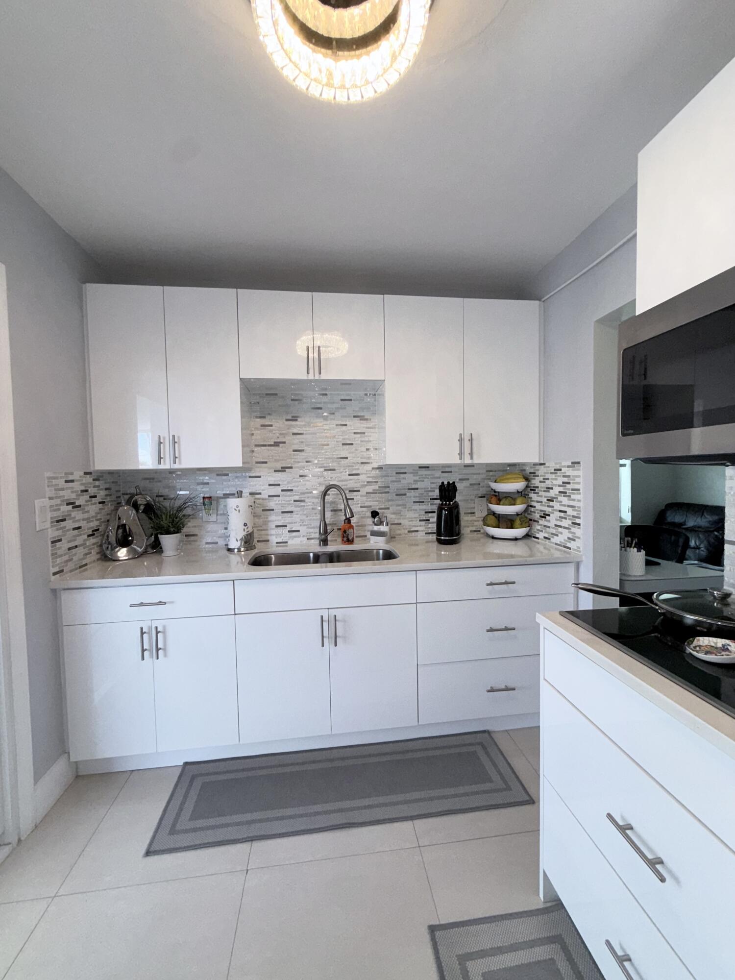ASCOT PARK - Residential Lease