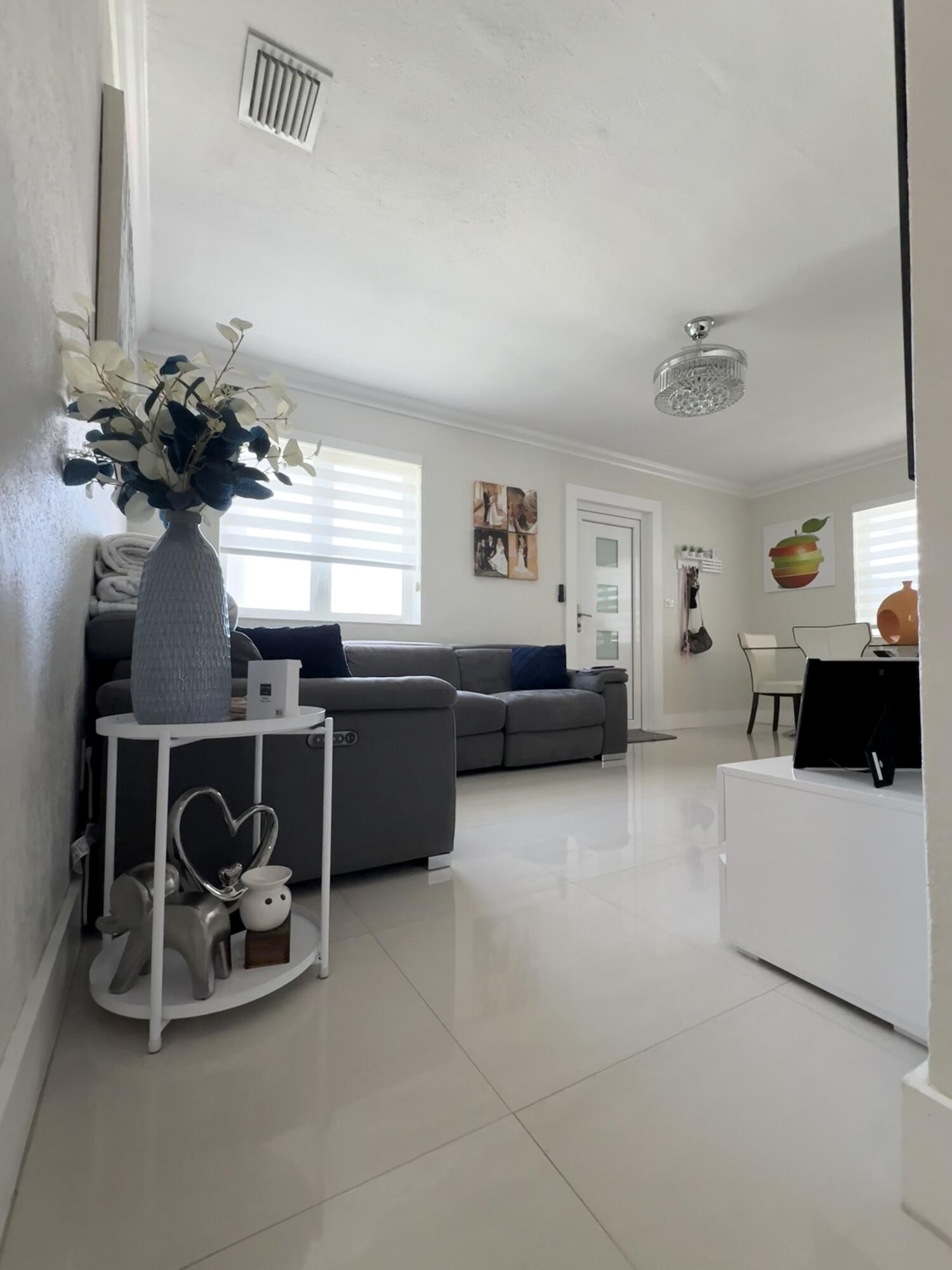 ASCOT PARK - Residential Lease