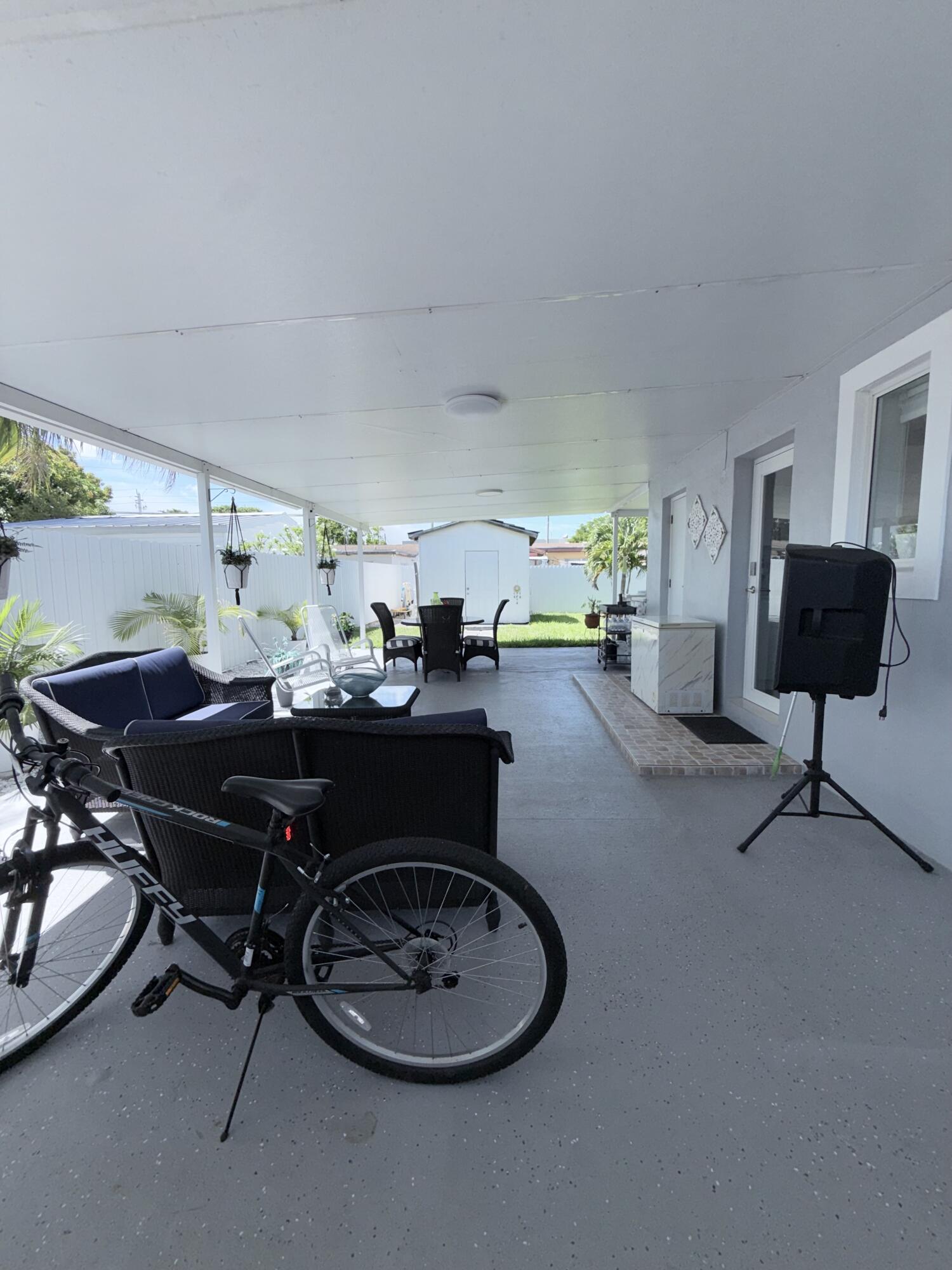 ASCOT PARK - Residential Lease