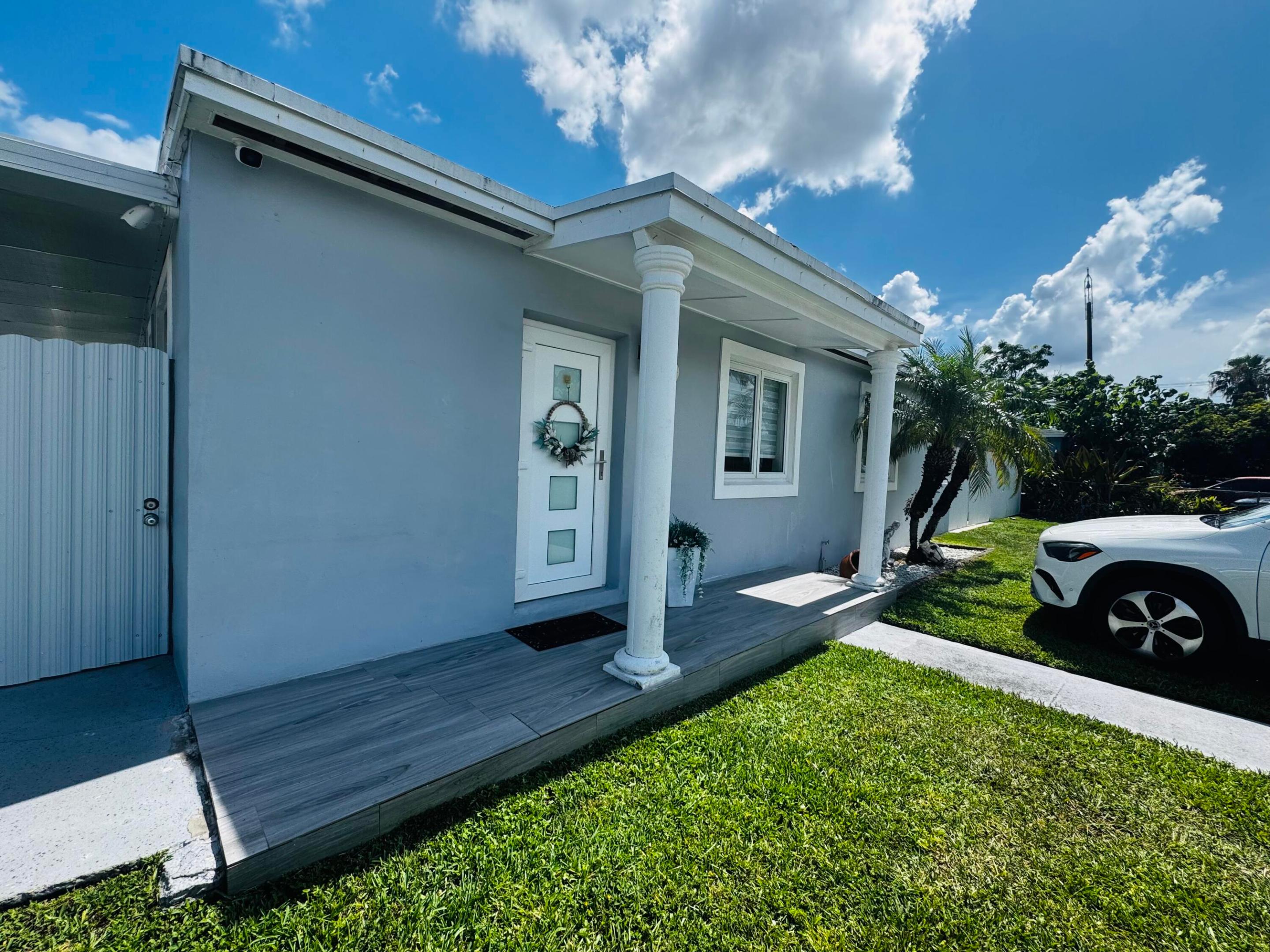 ASCOT PARK - Residential Lease