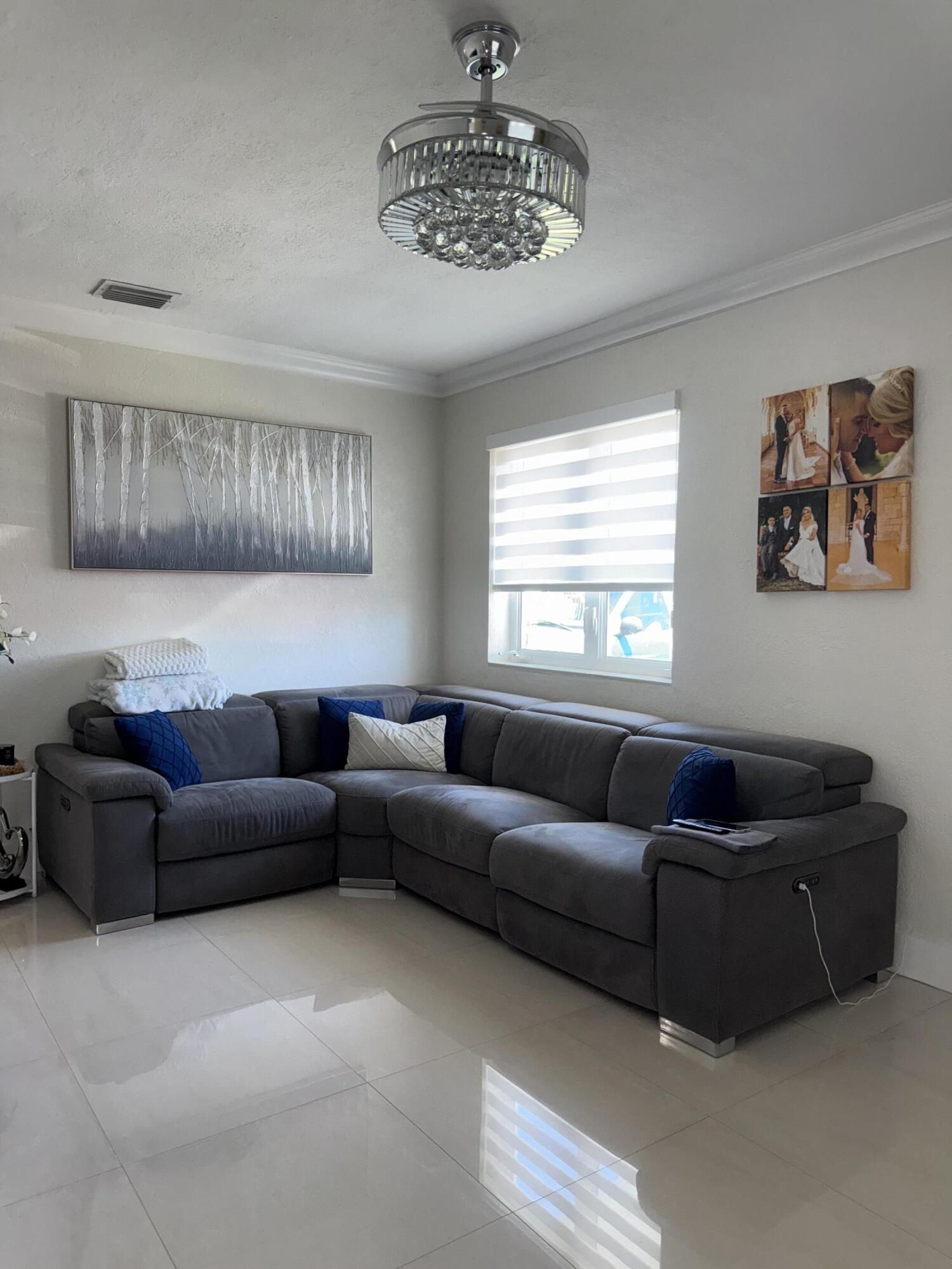 ASCOT PARK - Residential Lease